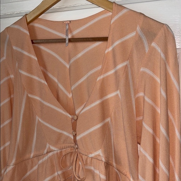 FREE PEOPLE SAMIFRAN CROPPED BUTTON FRONT LONG SLEEVE - Picture 4 of 9